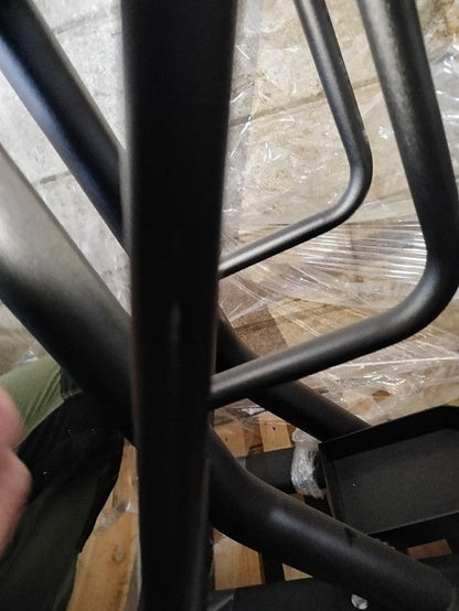 STOJAK NA GRYFY I OBCIĄŻENIA BODY PUMP - OUTLET