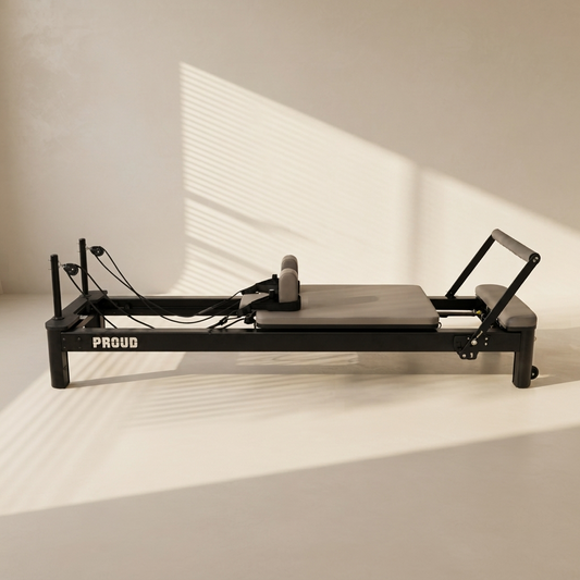 REFORMER DO PILATESU MOKKA PROUD AXIS